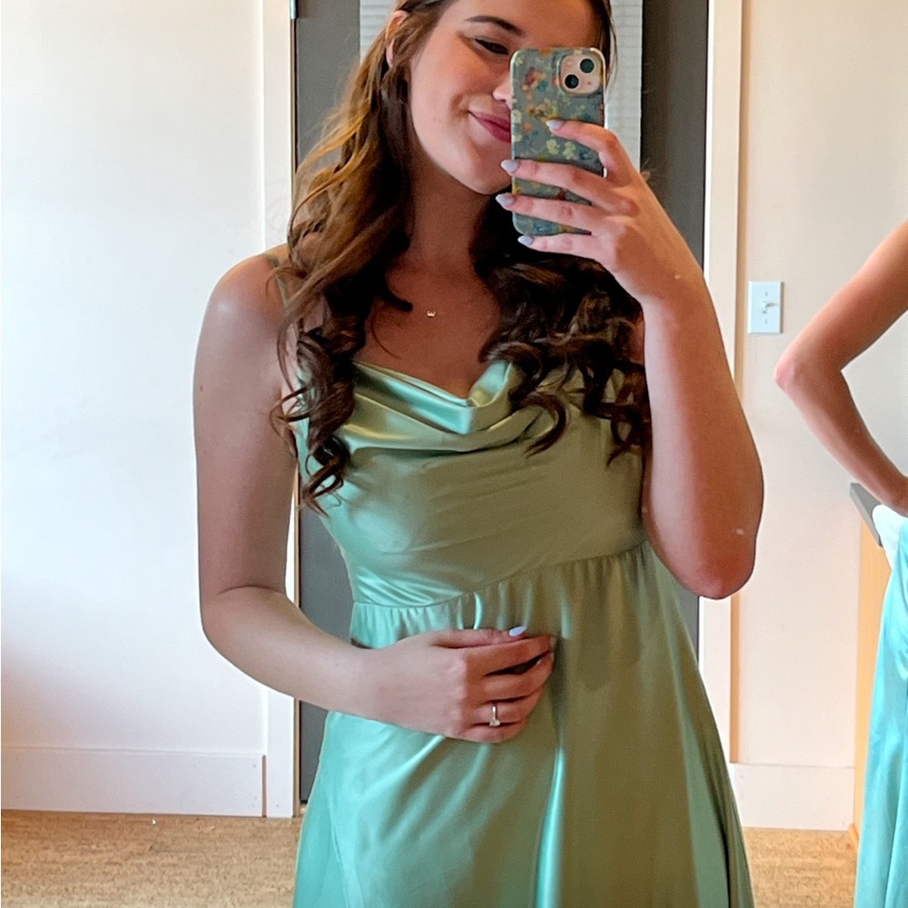Elegant Green Dress, M, satin, for wedding or prom